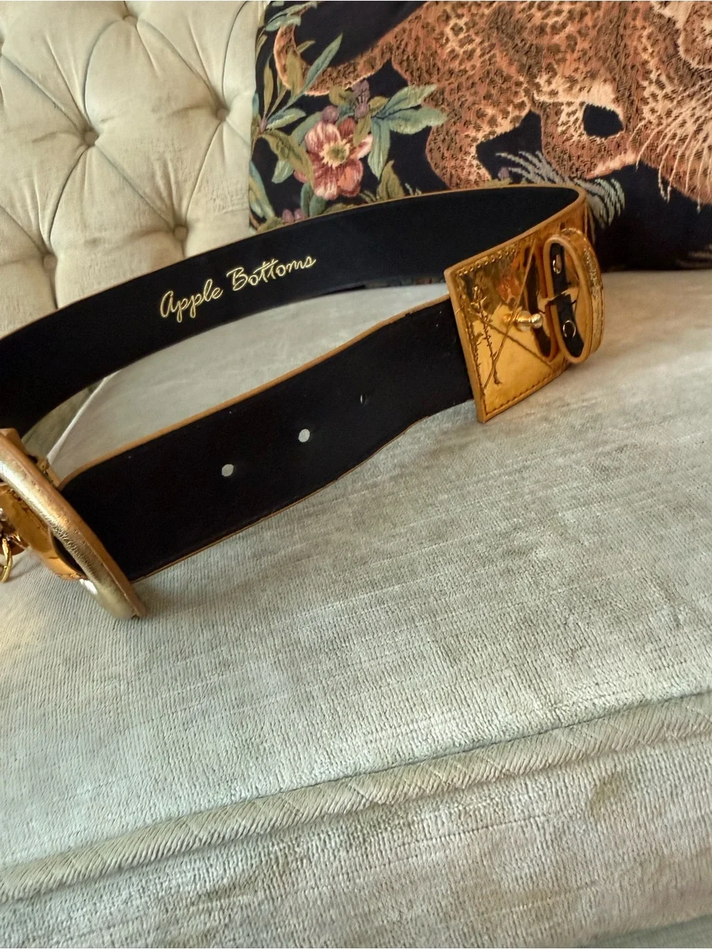 ✨ Apple Bottoms Metallic Gold Wide Waist Belt O-Ring Charm Bling Y2K ML